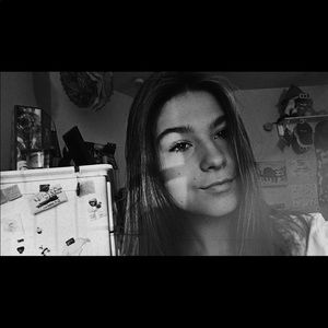 Meet your Posher, Reagan